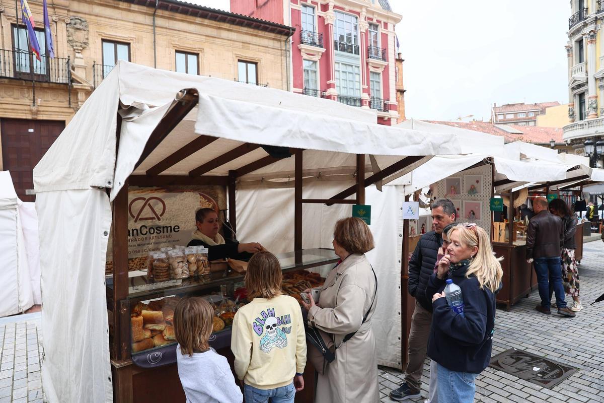 El retorno del Mercado Artesanal y Ecológico a Oviedo El retorno del Mercado Artesanal y Ecológico a Oviedo