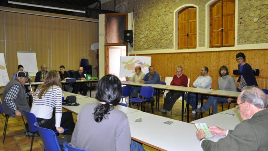 Ciudadanos independientes participan en el Foro Local 21, que pretende que Mula crezca de forma sostenible