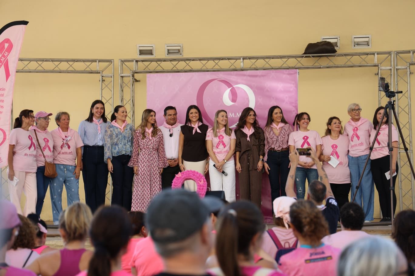Así ha sido el acto conmemorativo de APAMM en Alicante por Día Internacional contra el Cáncer de Mama