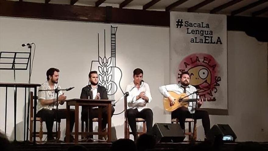 Recital benéfico en la peña flamenca de Fernán Núñez