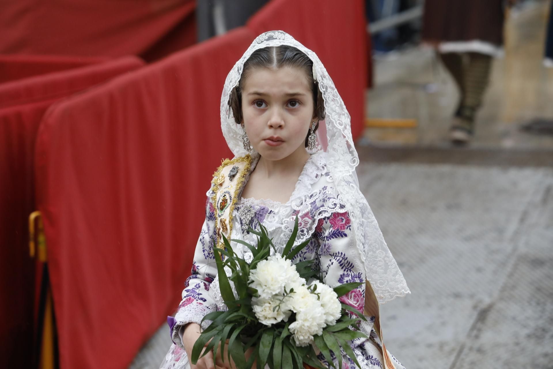 Búscate en el primer día de ofrenda por la calle de Quart (entre las 17:00 a las 18:00 horas)