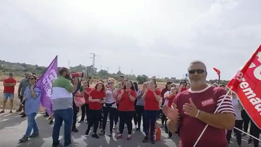 VÍDEO | Trabajadores de Frutaex, en Mérida, se unen a la huelga