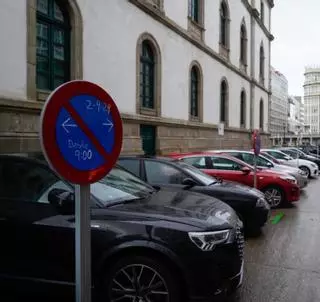 El Concello prohíbe aparcar a partir de este martes en la calle Modesta Goicouría