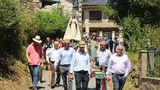 San Martín del Terroso se encomienda a la Virgen de la Encarnación