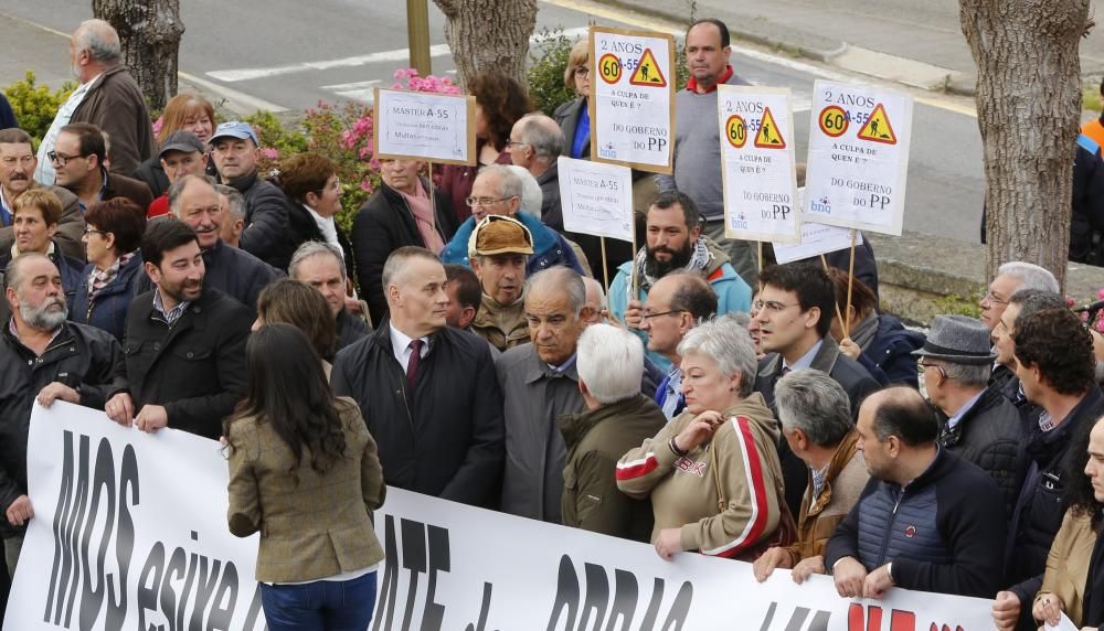 Mos se planta contra la paralización de las obras de la A-55 // R. Grobas