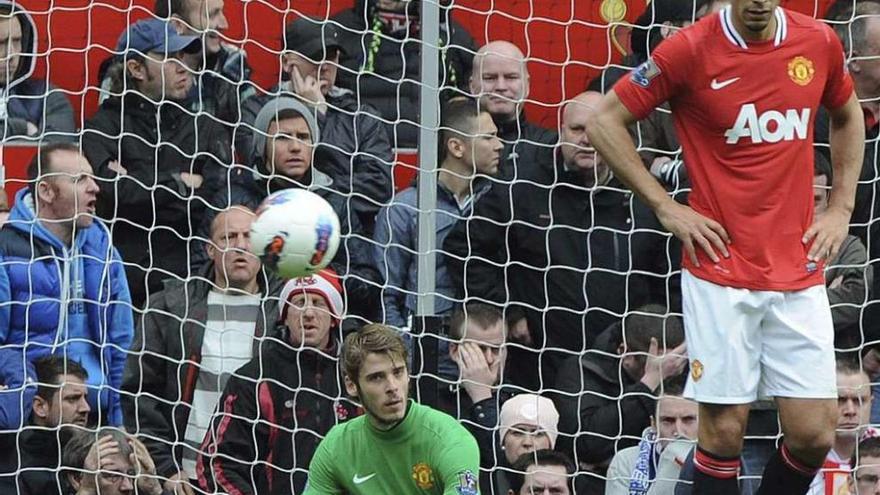 De Gea, tras encajar un gol con el United. // Peter Powell