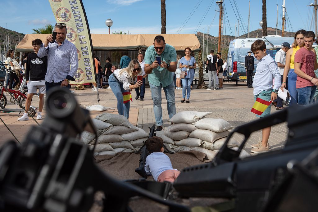 Exhibición de armas de la Armada en Cartagena