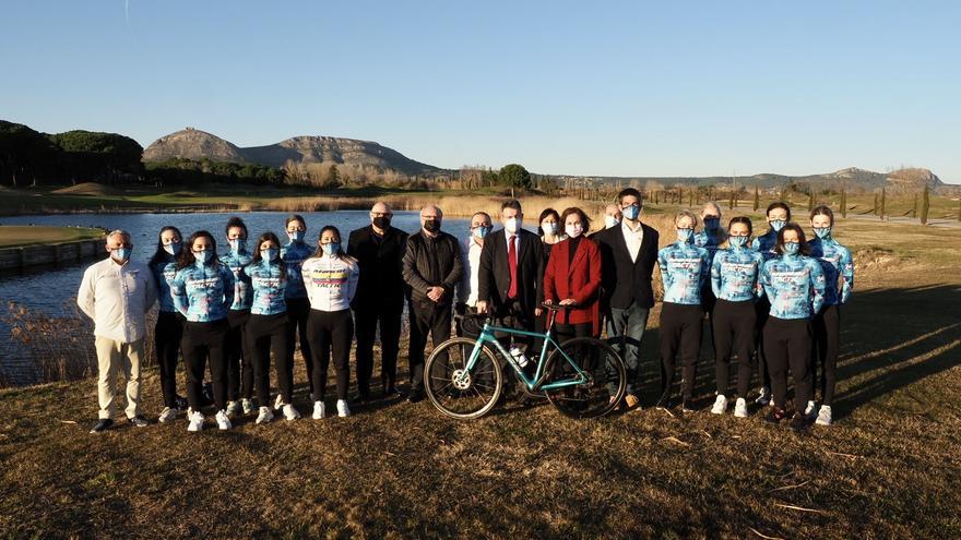 El Massi-Tactic uneix joventut catalana i internacional per buscar «un pas endavant» a l&#039;elit del ciclisme femení