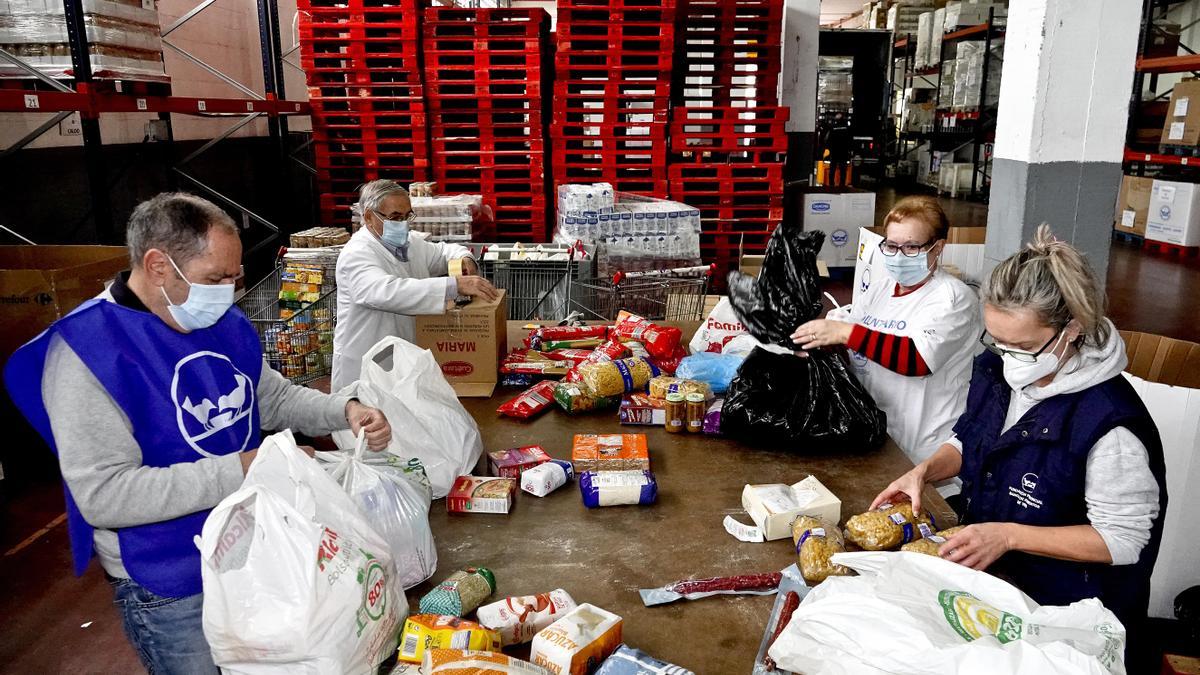 Voluntarios del Banco de Alimentos de Vigo.