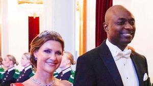 Enuig reial per l’exclusiva de la boda de Marta Lluïsa i el xaman