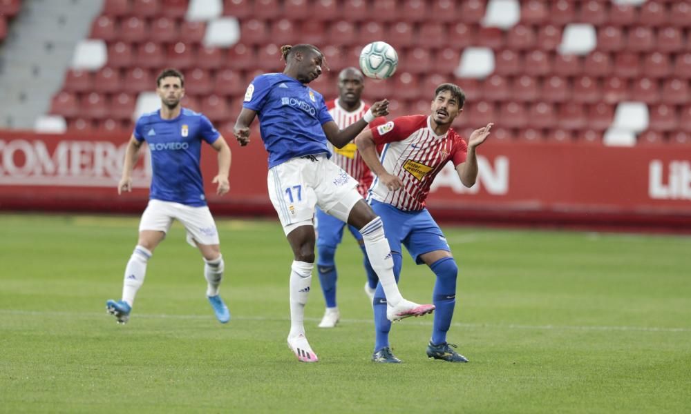 Fútbol: Así fue el Sporting-Oviedo disputado en El Molinón