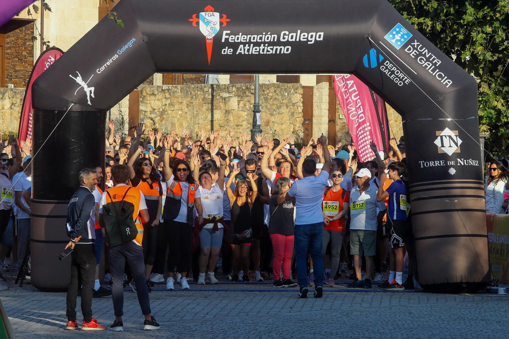 Asistentes a la "I Carrera Solidaria de Leo", con la que recordar al bebé de Meis fallecido hace casi un año y dar visibilidad a las enfermedades raras.