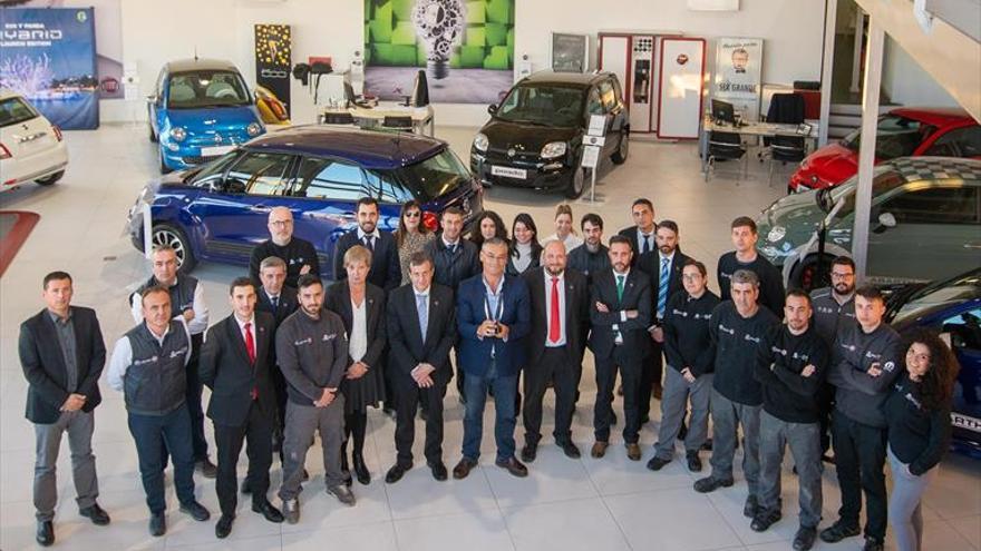 Comauto recibe el premio a mejor concesionario FCA de España