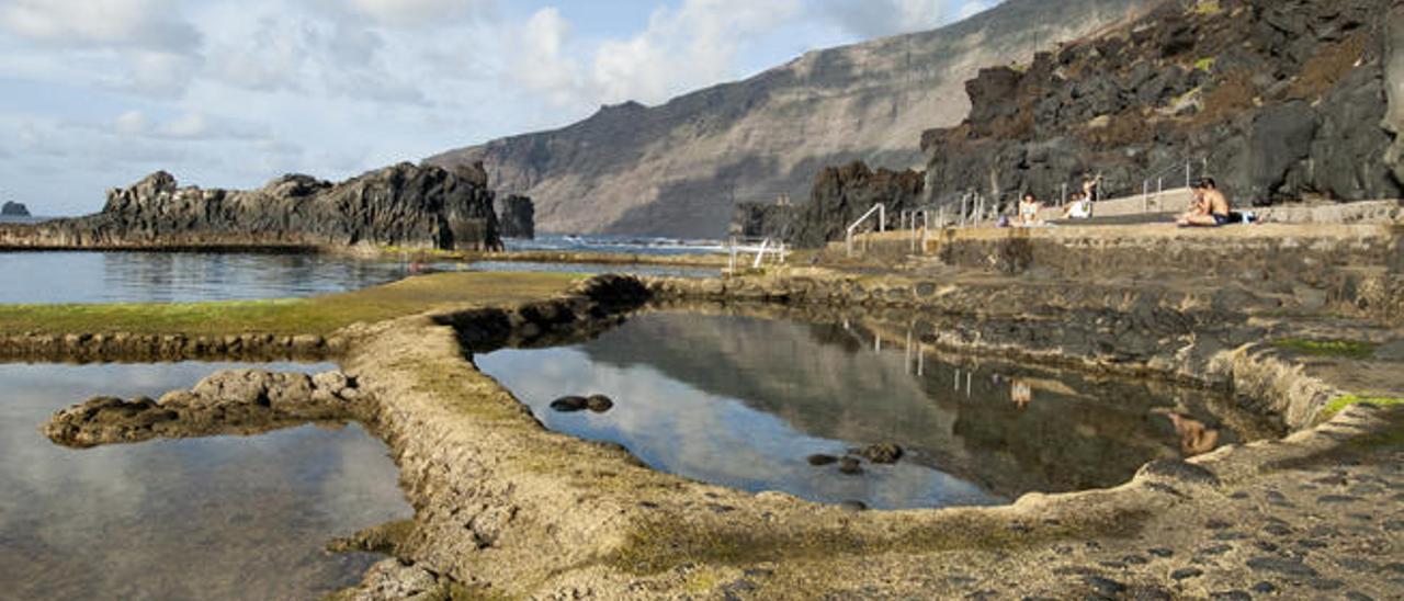 Las piscinas naturales de la Maceta se acercan a la idea del paraíso.