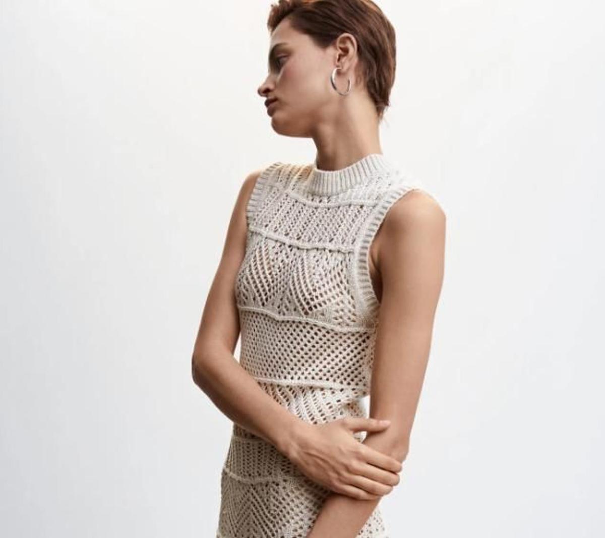Vestido punto calado
