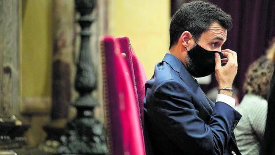 Roger Torrent, al Parlament durant una sessió de control al Govern.