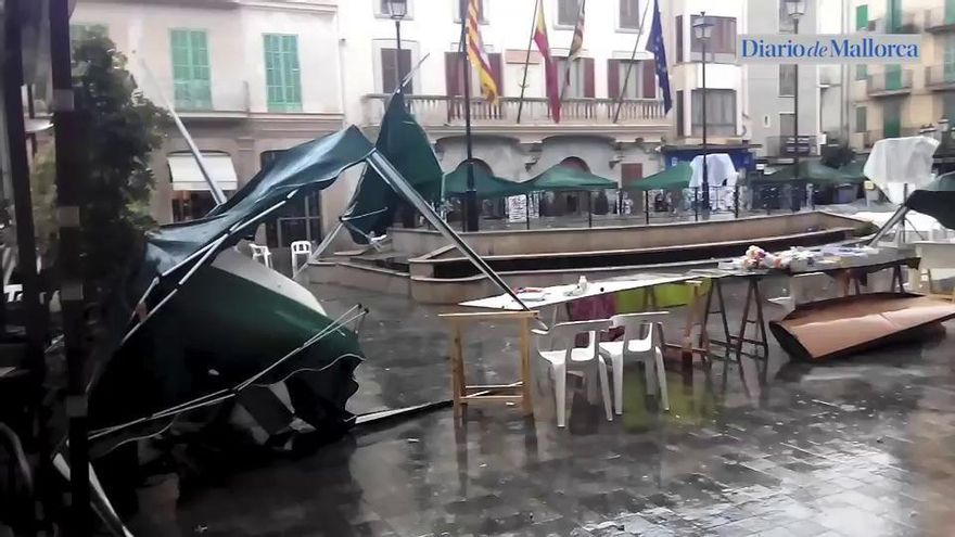 Una tempestad destroza las paradas de Sant Jordi de Inca