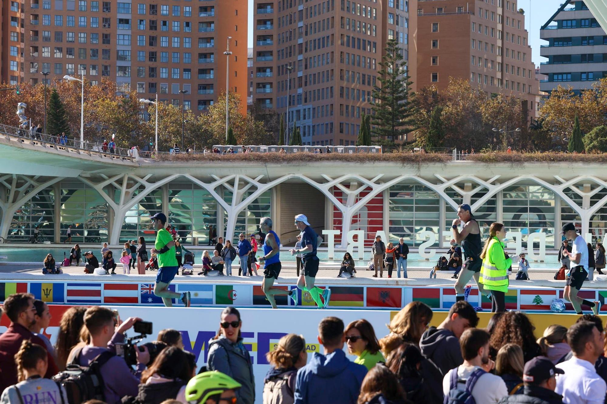 Búscate en el Maratón de València 2023