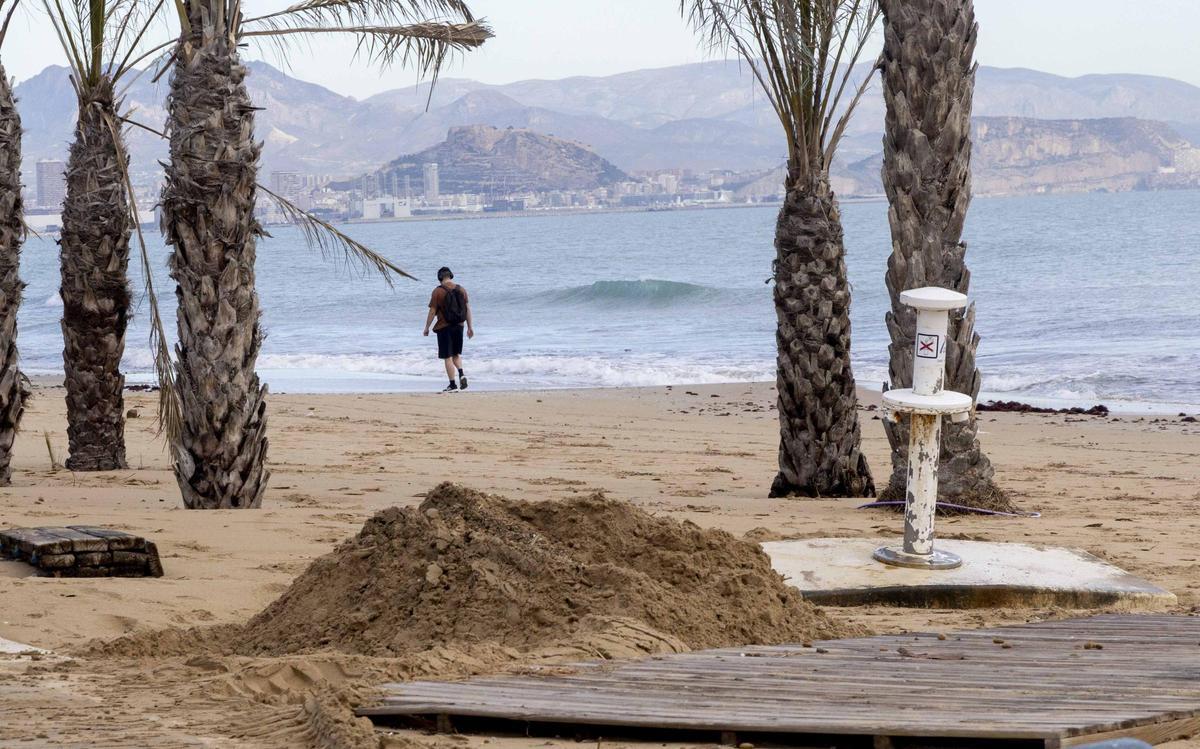 Estas son las playas más afectadas por las borrascas Ingrid y Harry en Alicante Estas son las playas más afectadas por las borrascas Ingrid y Harry en Alicante