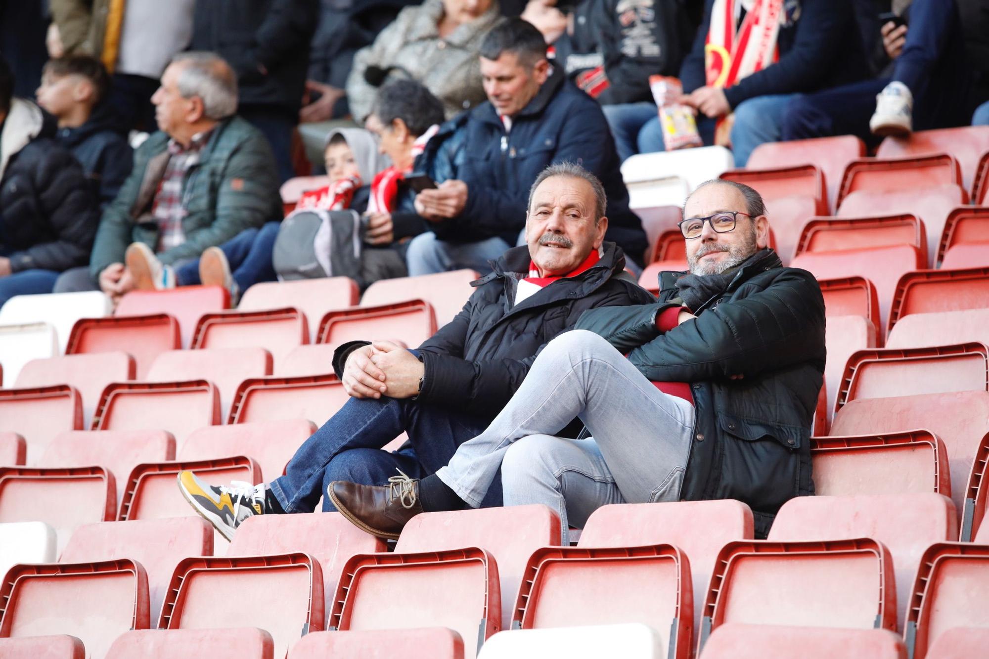 En imágenes: Así fue el Sporting-Huesca en El Molinón