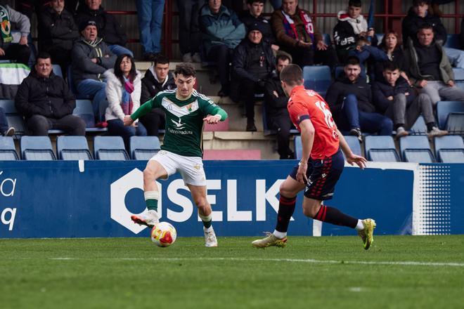 Las imágenes del Osasuna Promesas - Cacereño