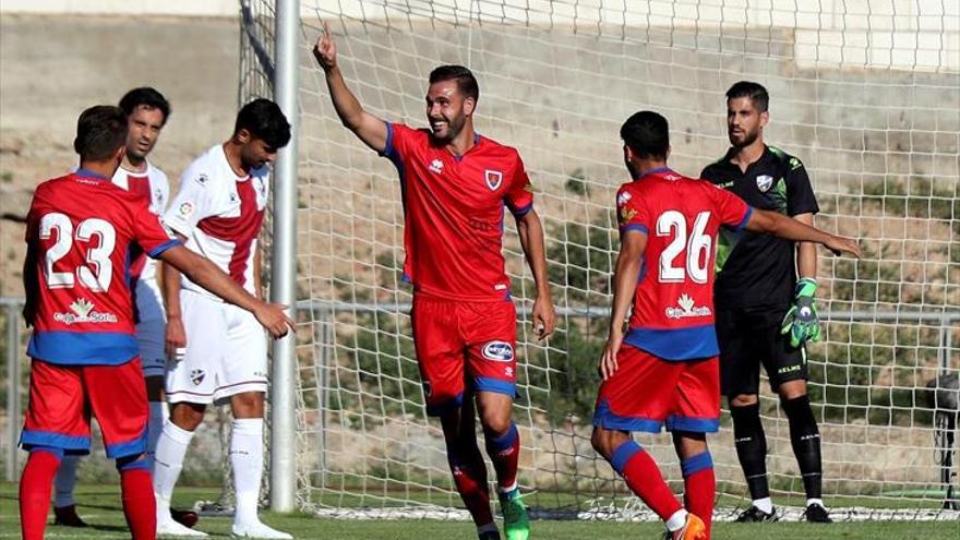 Severo correctivo para un débil Huesca a manos del Numancia