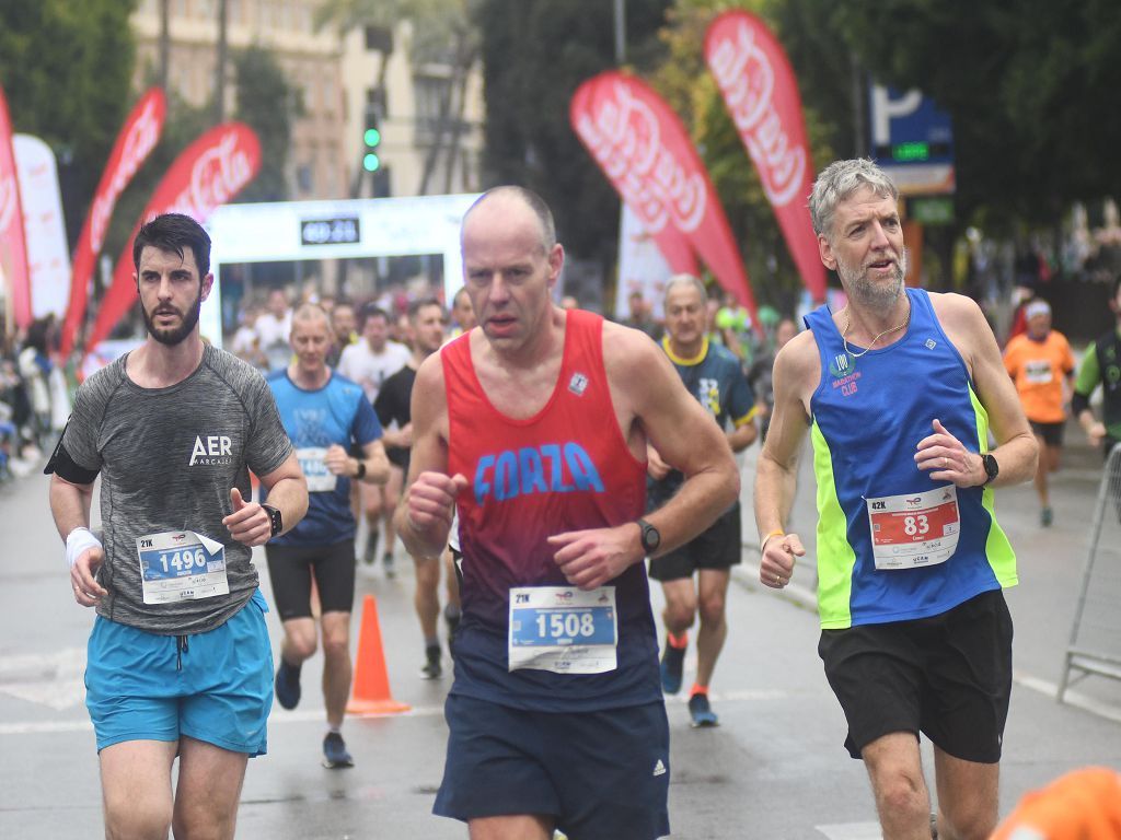 Llegada y podios de la 10k, la media maratón y la maratón de Murcia (I)