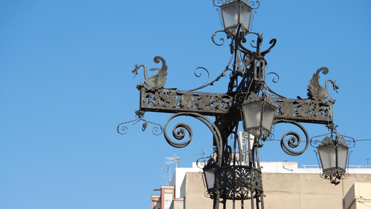 Detalle de la Farola de Castelló.