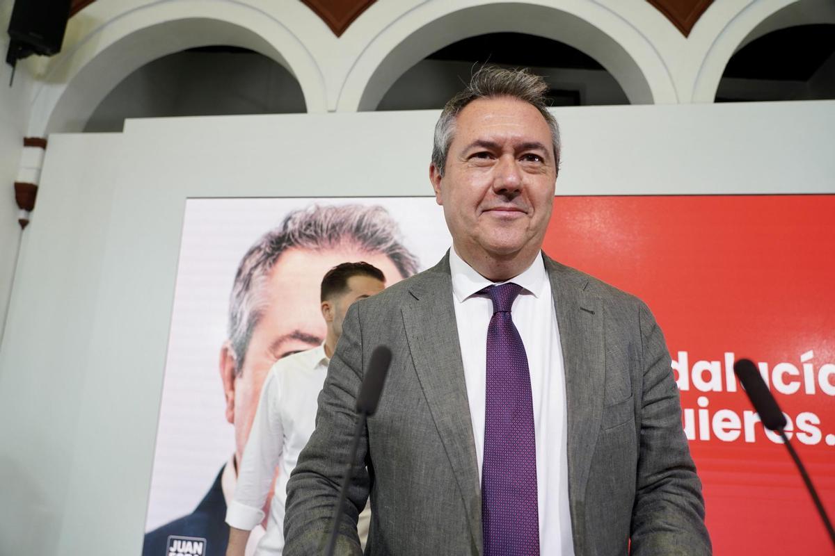 Rueda de prensa del secretario general del PSOE de Andalucía, Juan Espadas, después de presidir la reunión de la Ejecutiva del PSOE de Andalucía a 20 de junio del 2022 en Sevilla (Andalucía, España) Rueda de prensa del secretario general del PSOE de Andalucía, Juan Espadas, después de presidir la reunión de la Ejecutiva del PSOE de Andalucía a 20 de junio del 2022 en Sevilla (Andalucía, España)