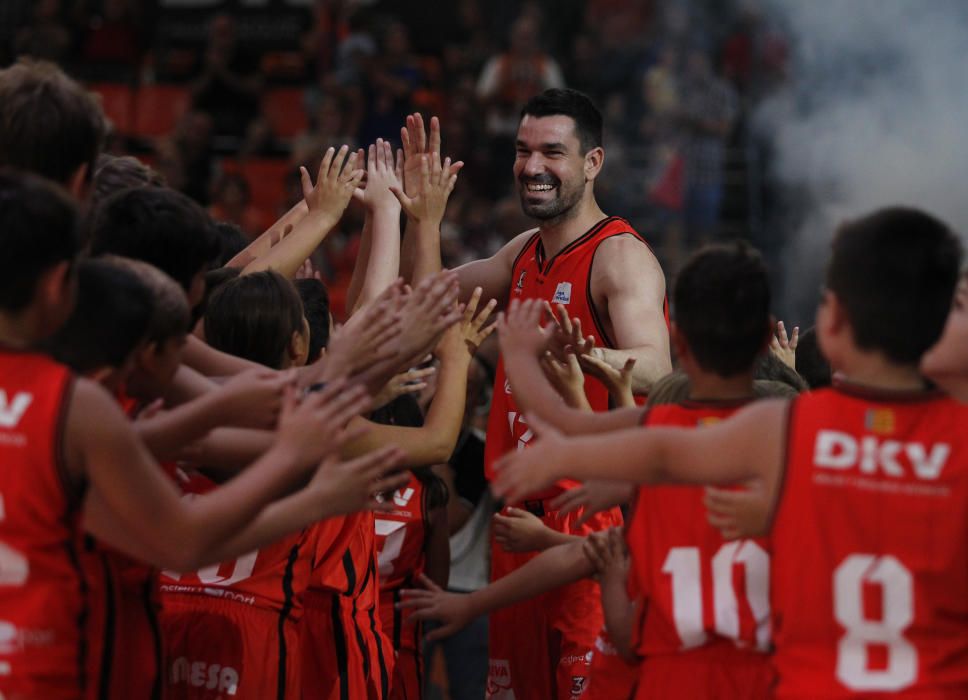 Todas las imágenes de la emotiva presentación del Valencia Basket 2016/17