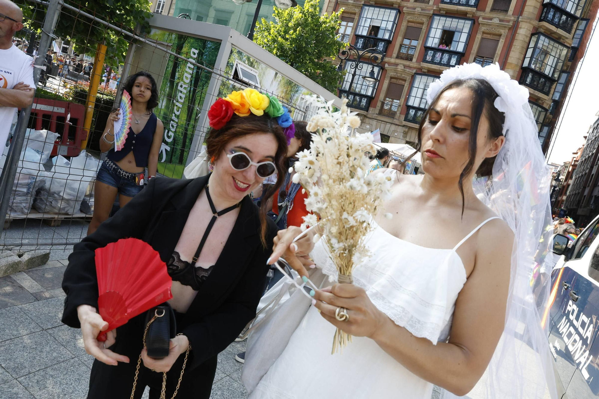 Así fue el desfile del Orgullo en Gijón (en imágenes)