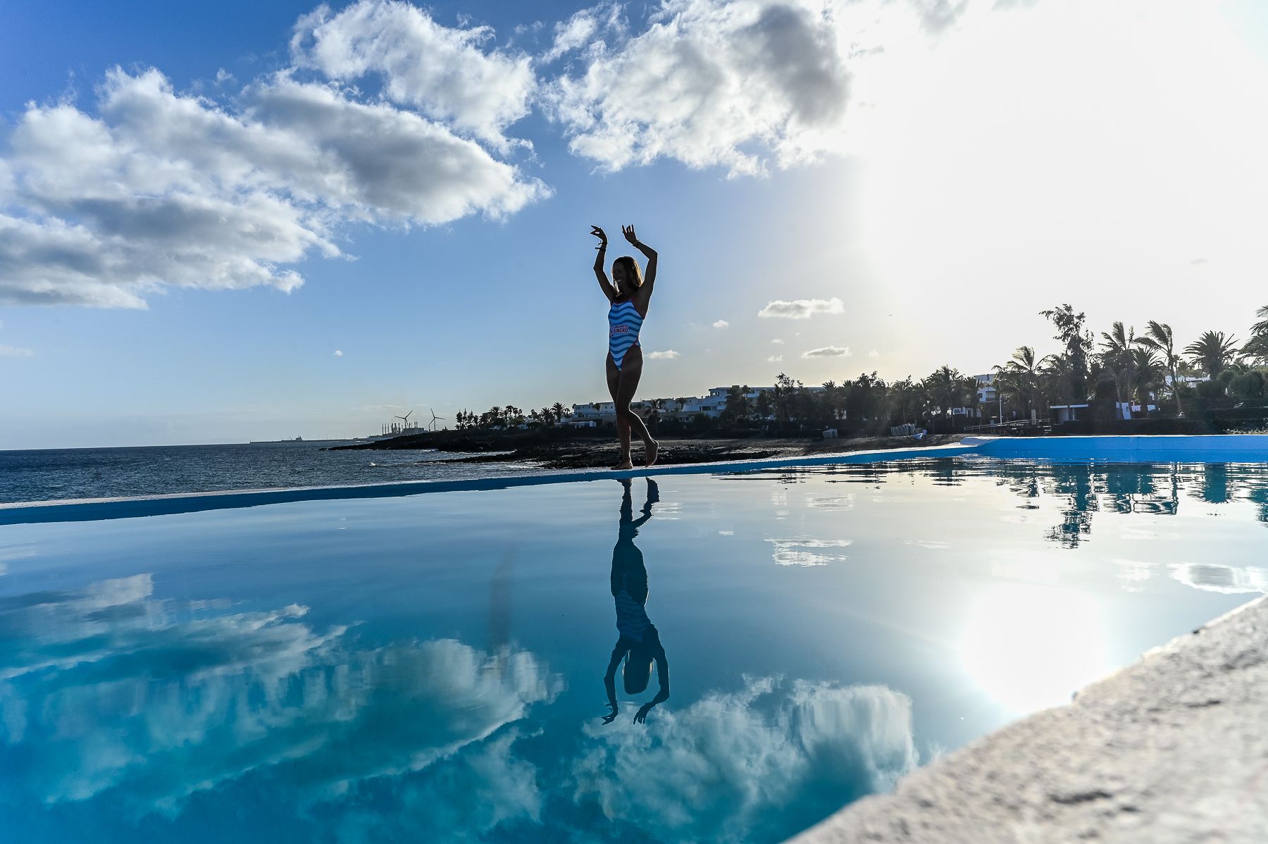 Exhibición del VIII Campus Lanzarote Sincro con Gemma Mengual, entre otras nadadoras
