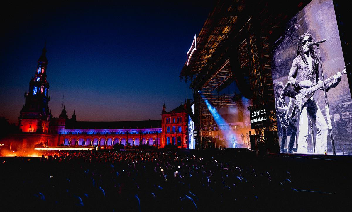 Las imágenes de Lenny Kravitz en la Plaza de España