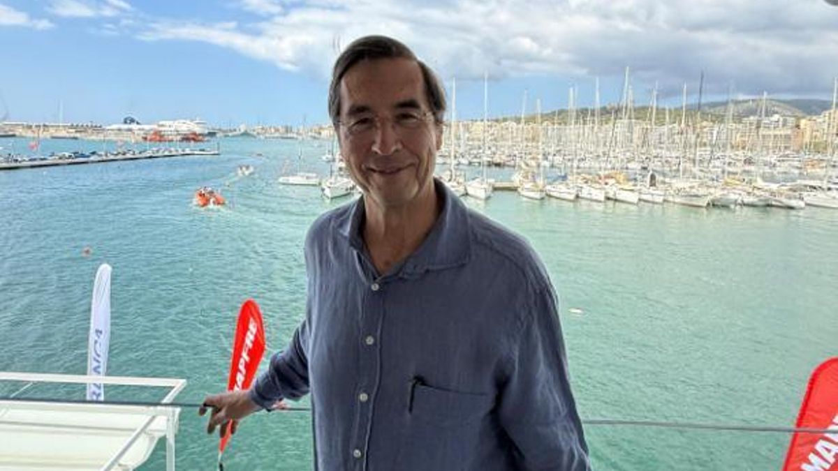 Mario Alonso Puig en el Club Nautico de Pama