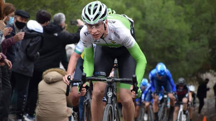 Cristóbal Ángel Moral, ciclista del Bicicletas Rodríguez Extremadura.