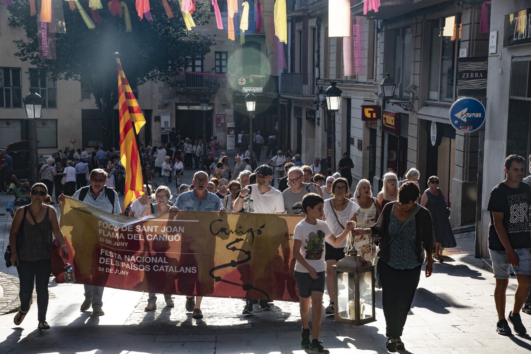 La Flama del Canigó arriba a Manresa