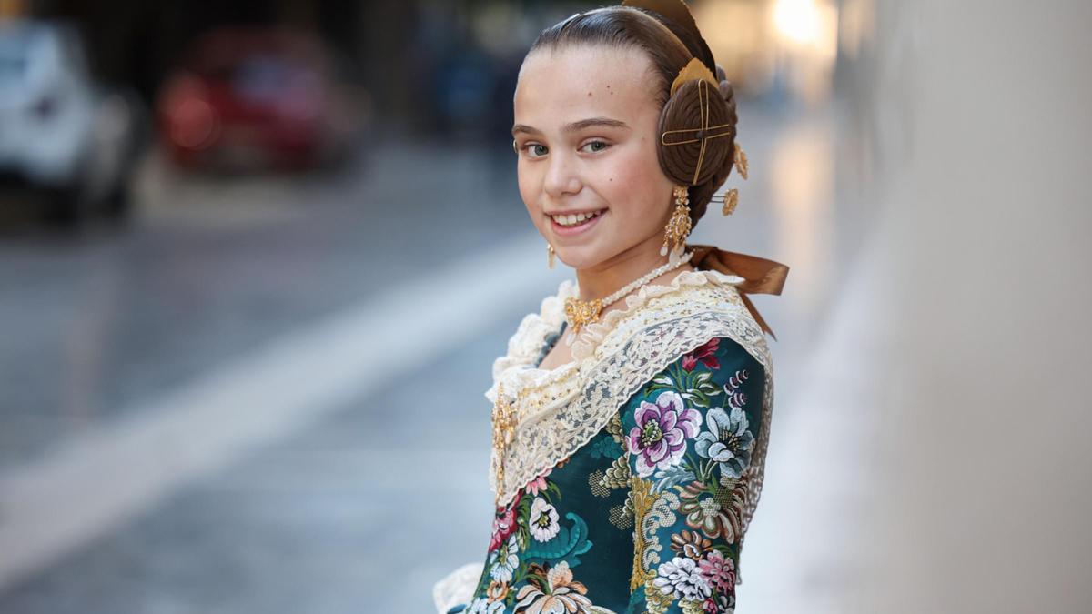Lucía, con el traje confeccionado por Roa