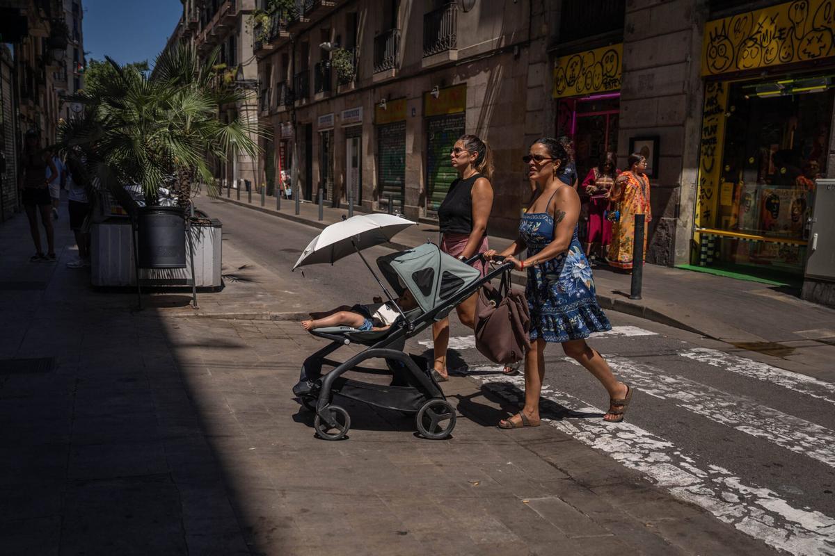 La calor no afluixa a Catalunya en espera d’un canvi de temps aquest diumenge: inestabilitat i tempestes