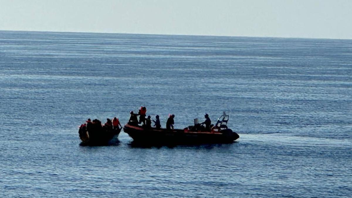 10 años después del naufragio de Lampedusa siguen muriendo muchas personas  en el mar. El día