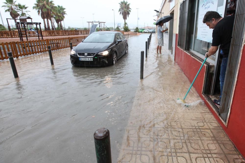 Inundaciones y suciedad a consecuencia de las lluvias en Ibiza