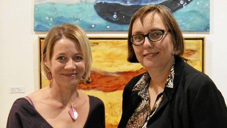 Lydia Hoffnungsthal und Konsulin Sabine Lammers bei der Vernissage.