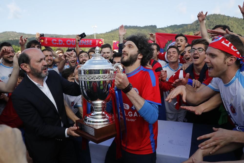 El UD Ourense continua su marcha imparable y logra su tercer ascenso en cuatro años. El Atios tendrá que disputar la promoción.