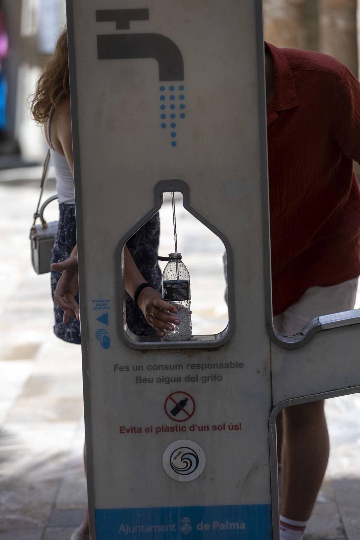 Así vive Mallorca la primera ola de calor del verano