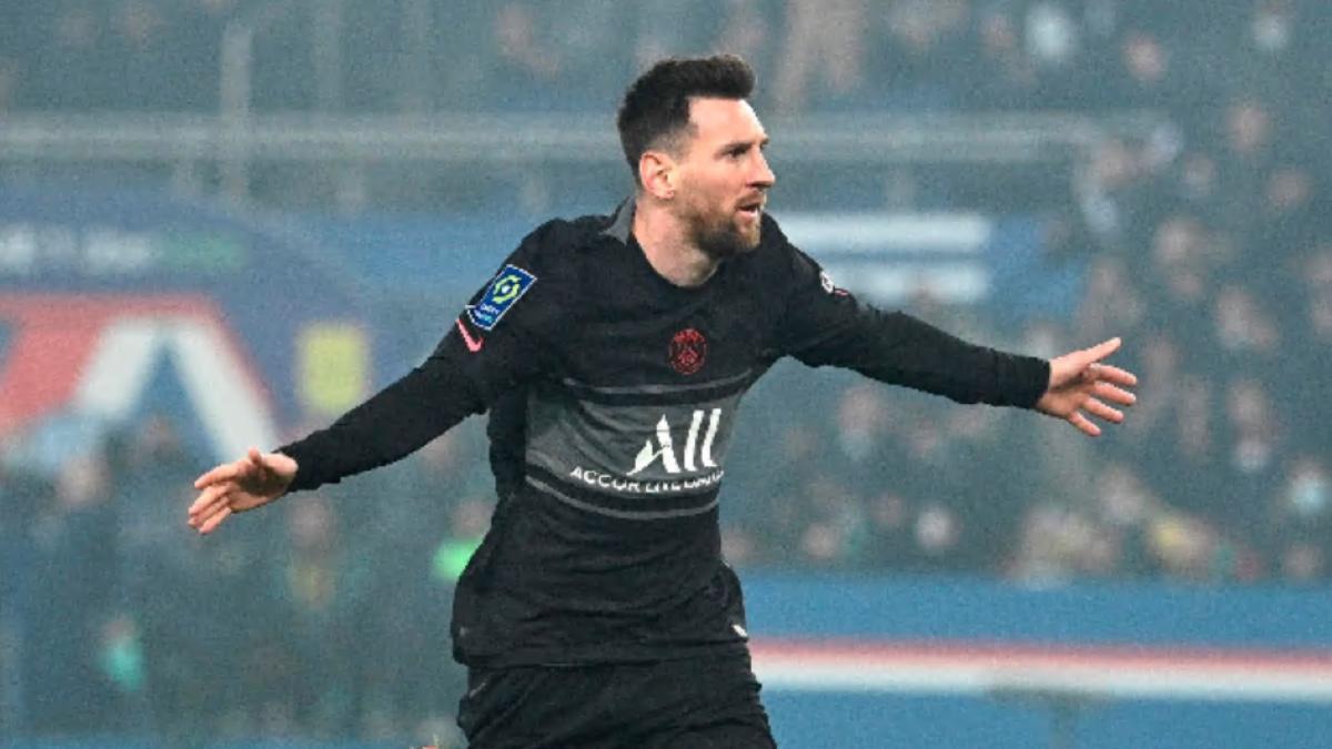 Messi celebrando su primer gol en liga con el PSG