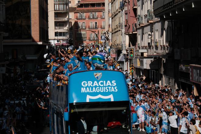 Celebración del ascenso del Málaga CF por las calles de la ciudad