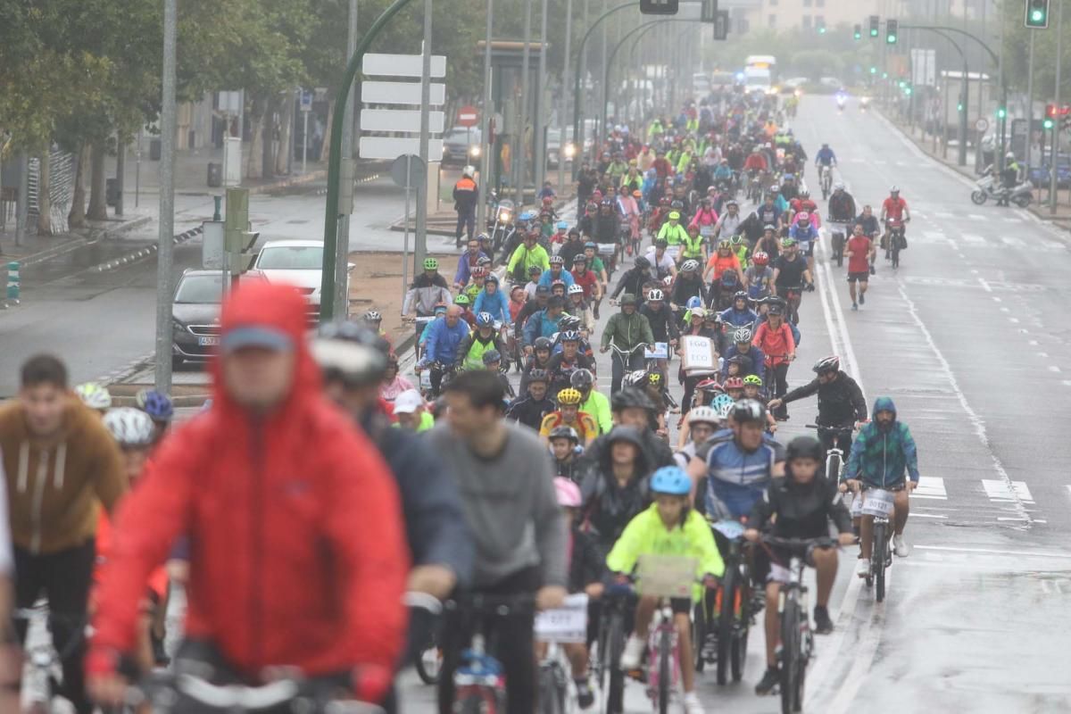 La Fiesta de la Bicicleta desafía a la lluvia