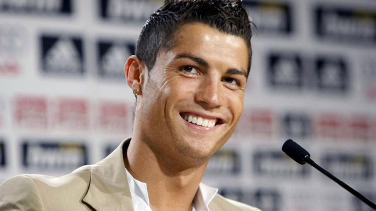 Cristiano Ronaldo, en su presentación como jugador del Real Madrid