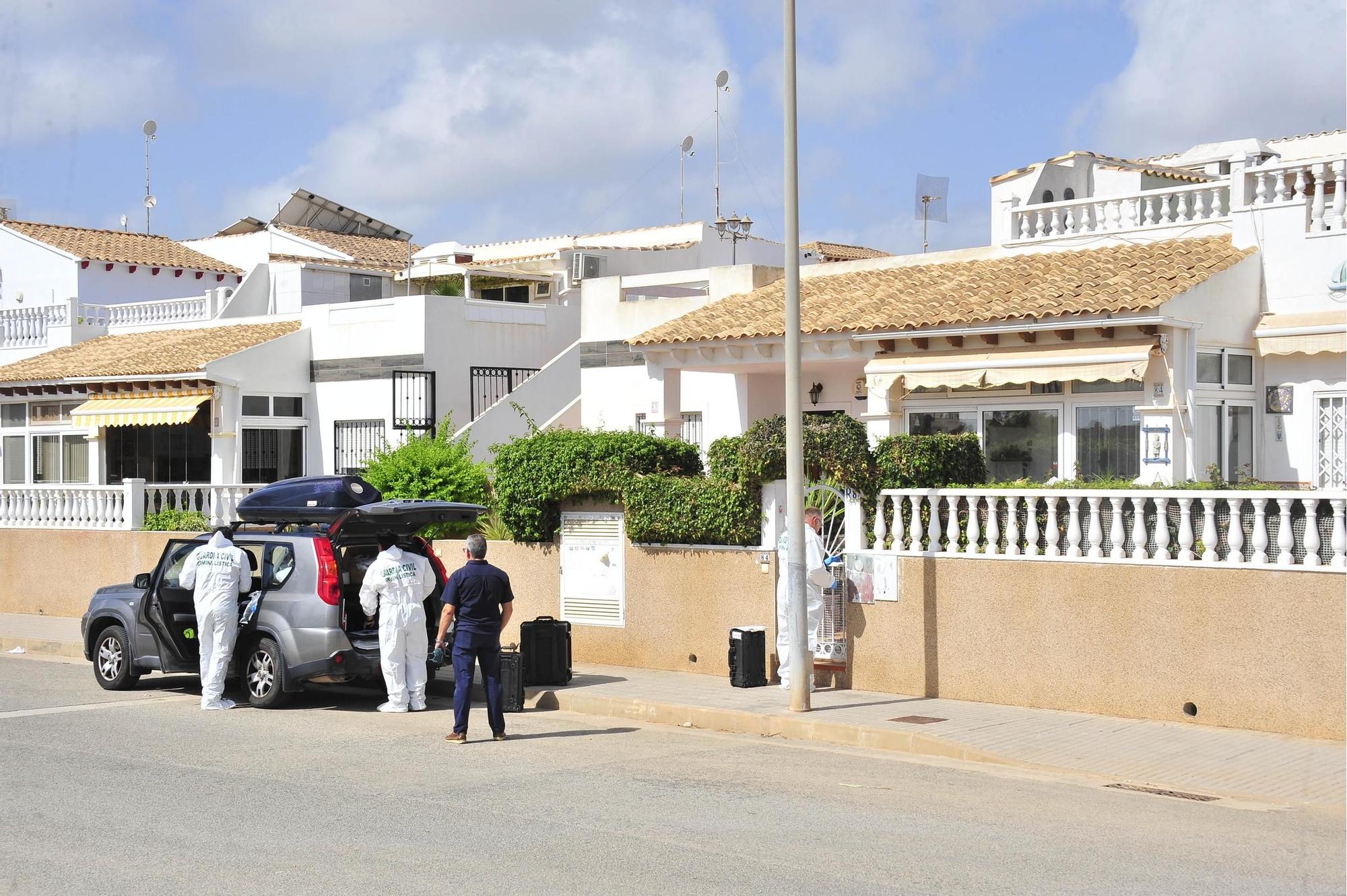 Un hombre de 82 años mata presuntamente a su pareja en un domicilio de Orihuela Costa