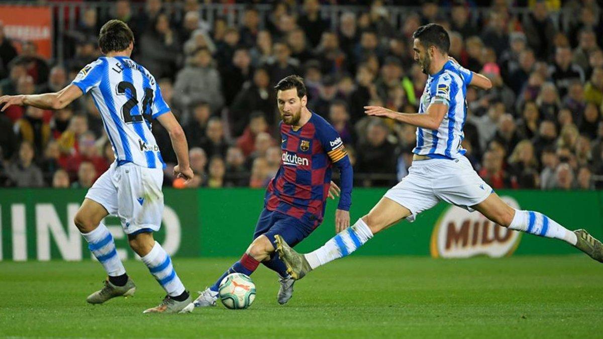 Messi, en una acción del último partido celebrado en el Campo Nou, contra la Real Sociedad en 7 de marzo