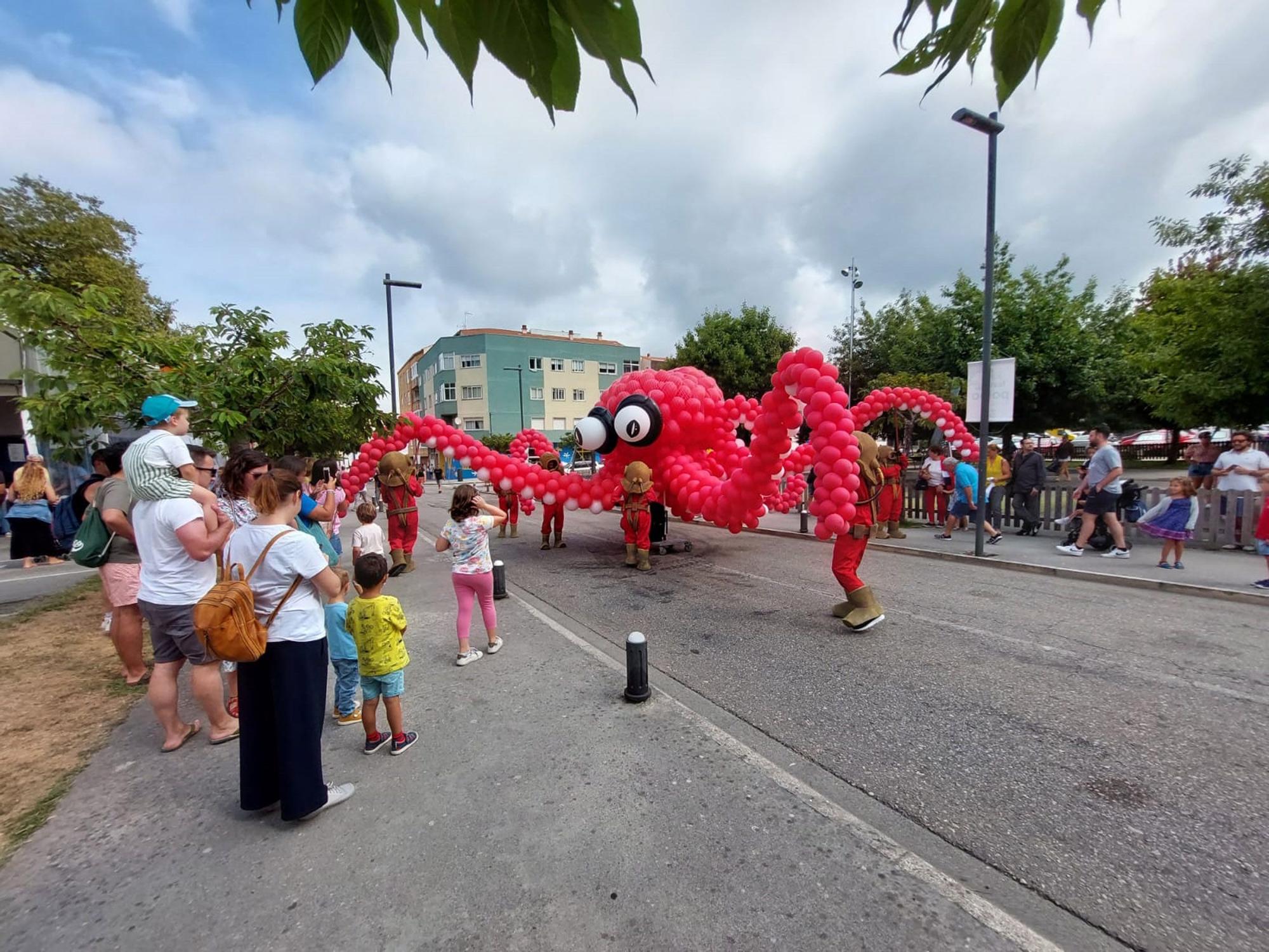 El desfile del "polbo xigante" de Bueu